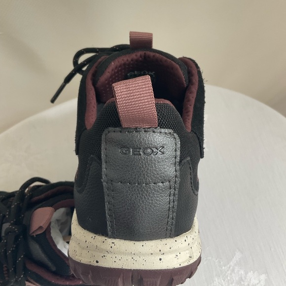Geox Delray Suede and Mesh Sneaker with Breathable Sole Technology - Picture 4 of 10